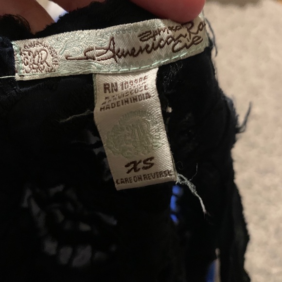 black dress - Picture 4 of 4